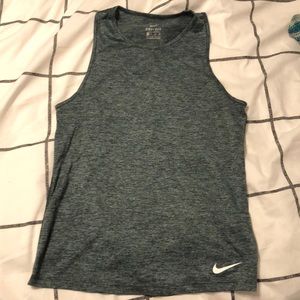 workout tank
